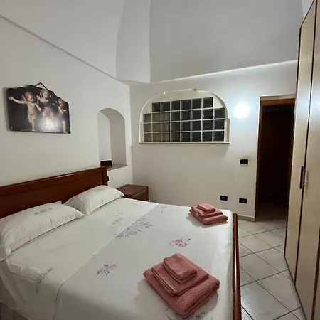 Casetta Rosa بيت للعطل